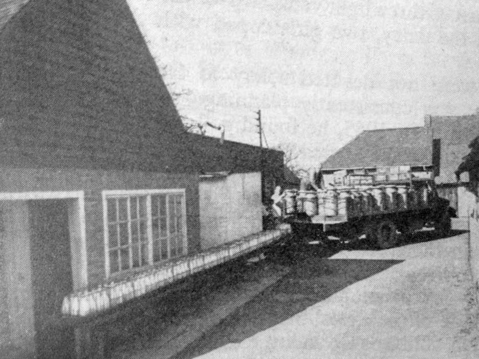 1949 Woodgate Farms images from the 'Milk Industry'