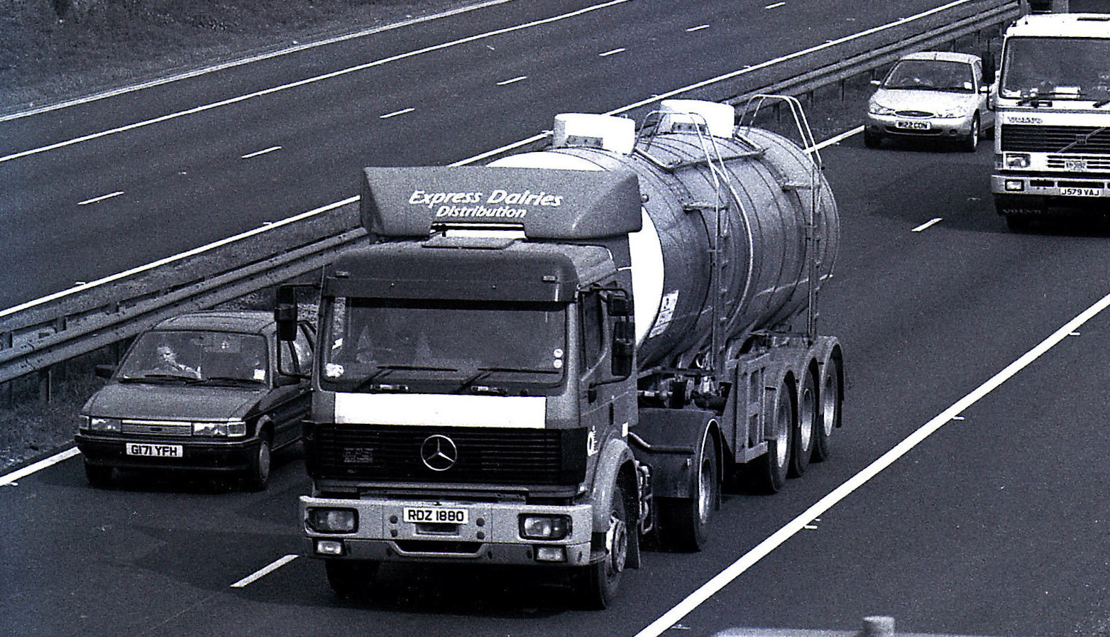 1980s Express Distribution Tanker RDZ 1880