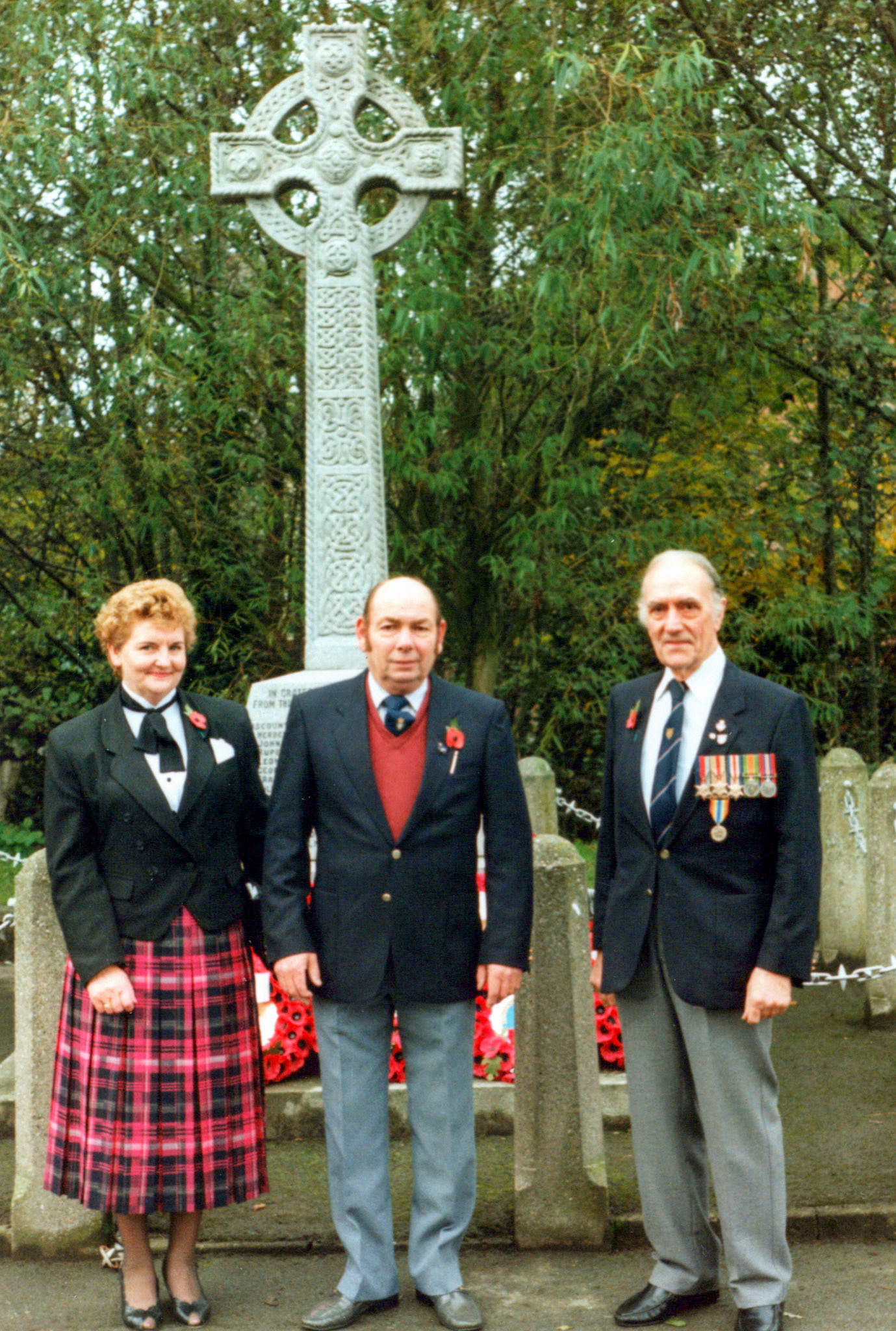 1980's Minsterley British Legion. Lavinia Morgan comments "My sister Cynthia and Graham Jones (brother-in-law)" (Courtesy Joe Lyons)