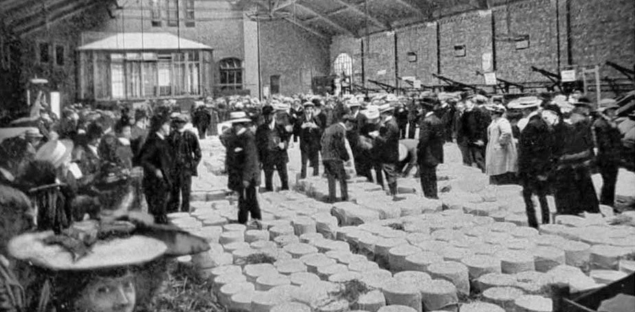 1900s Whitchurch Cheese Market …..By J.R Crosse (Courtesy Lin Keska)