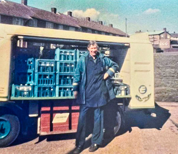 1980's? Hemel Hempstead. "Allan Mitchell's dad John on his round" (Courtesy Express Dairy Memories FB Group)