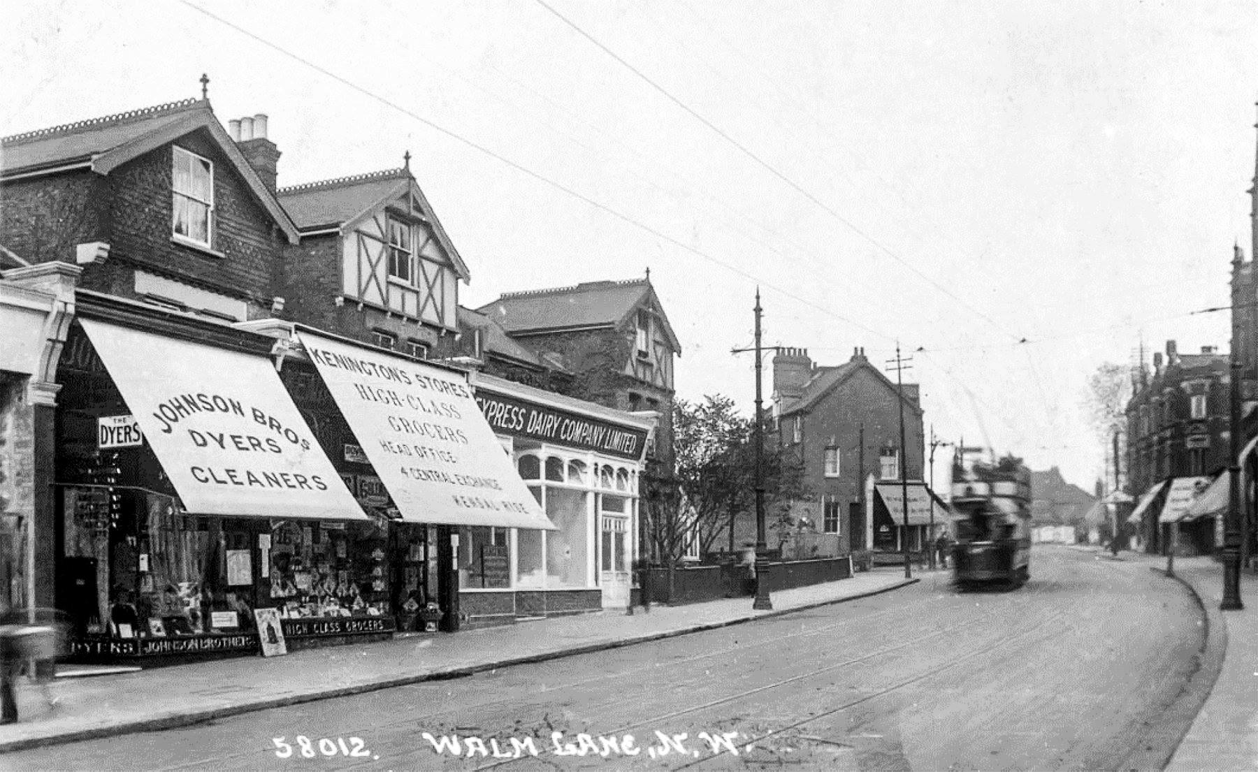1910s? Walm Lane, Willesden shop. (Courtesy John Hill, Willesden Local History Society)