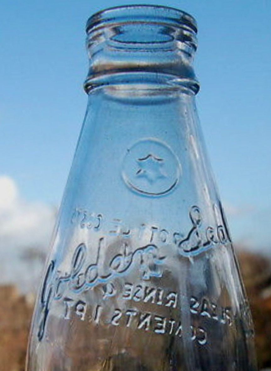 1970s Golden Seal botttle (Courtesy Steve Lamb)