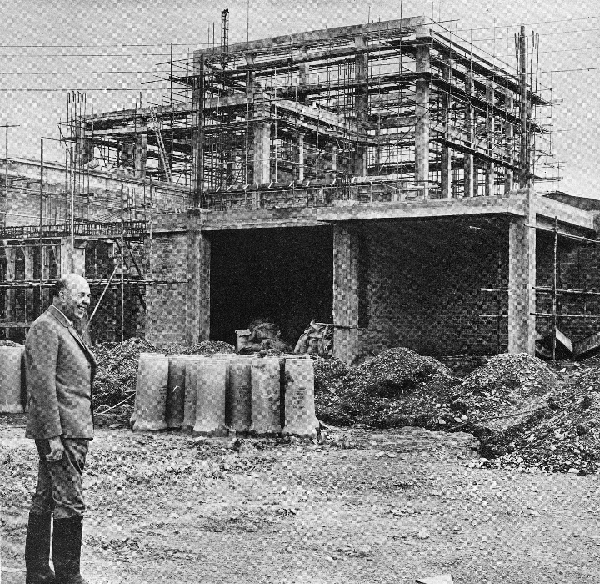 1967 Ballineen Creamery, Co Cork with Eric Robarts, Express Dairy Chairman, making a visit