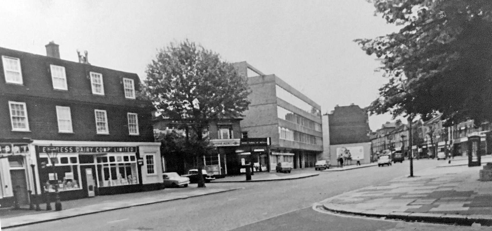1970's? Express shop at No 48 The Mall, Ealing. Ann Hughes comments that the shop was there from 1929 to 1972. Martyn Mellersh remembers "I helped Fred at weekends who was a milkman there in the early 60's. Fred had a electric hand cart and his round was Windsor Road, the Common end of The Grove, and Florence Road. The main entrance was in The Mall near the newsagents, there was also another entrance in Florence Road. My pay was a packet of Lincoln biscuits and a bottle of orange juice, we would go in the cafe opposite the toy shop for tea and toast. Fred would go down the road and yodel to let customers know we were coming! Paul Chapman added "Yes, I worked there as a milk boy in 1960. Shop on The Mall on the corner of Northcote Avenue with the depot around the back where all the milk floats were housed." Ila Cunningham also remembers "I had a friend called Penelope who lived in the flat over the Express Dairy, and there was a cobbled yard behind the shop and the horses were kept there I think." Kongo G Ramsey comments "My mum Ruth Ells managed three Express Dairy shops in the 1970s-Horn Lane-Acton, Ealing Broadway, and Kew Road." (Courtesy Ann Hughes, Ealing History FB Group)