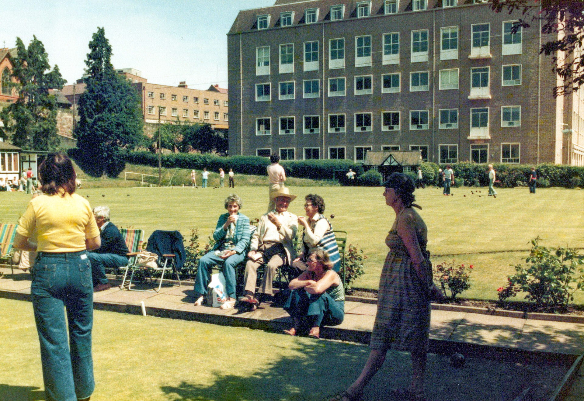 1980's Minsterley Bowling Club (Courtesy Joe Lyons)