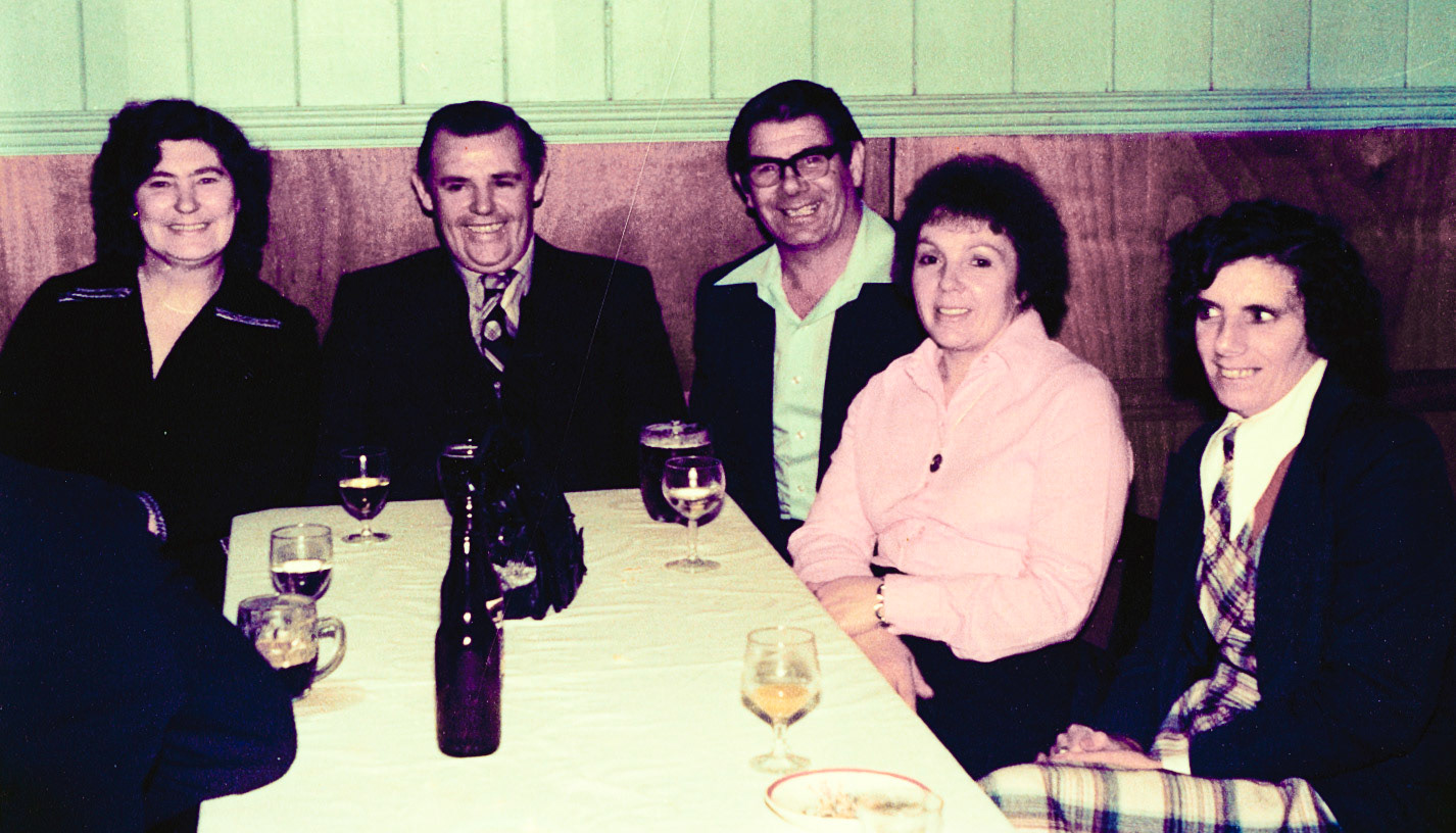 John Potter identifies Tom Haycocks and his wife Laura, and Wallace Jones and wife Chris. Kim Dillow adds "My Uncle Tom and Aunty Laura Haycocks". (Courtesy Joe Lyons)