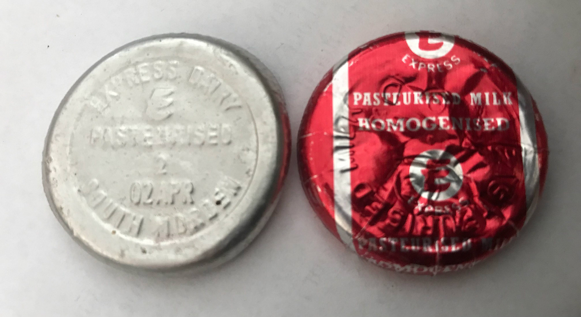 Pasteurised and homogenised milk bottle caps from South Morden (Courtesy Paul Luke)