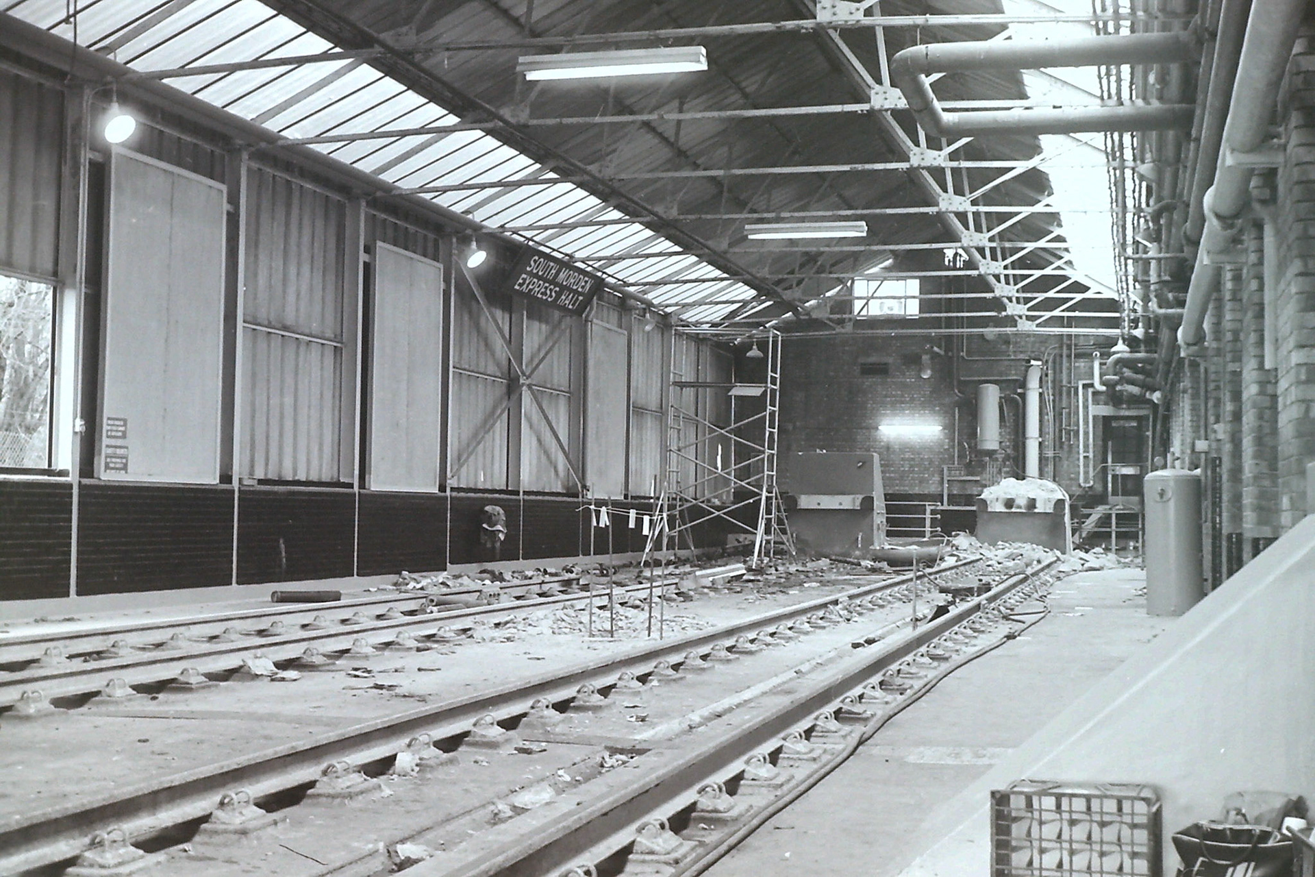1979 South Morden, final internal demolition inside rail siding for re-use for ice tank, engineers' workshop and boiler house. (Photographer Sam Jones)