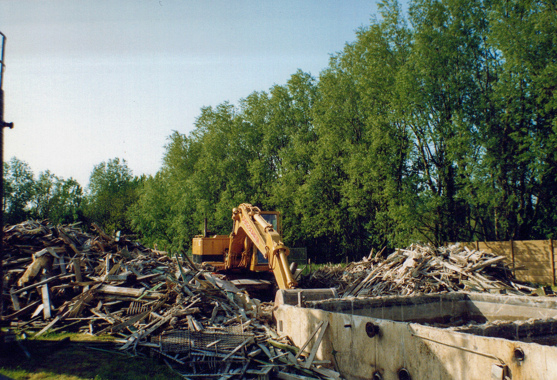 1992 Plant dismantling in progress (Courtesy Bill Wilson)