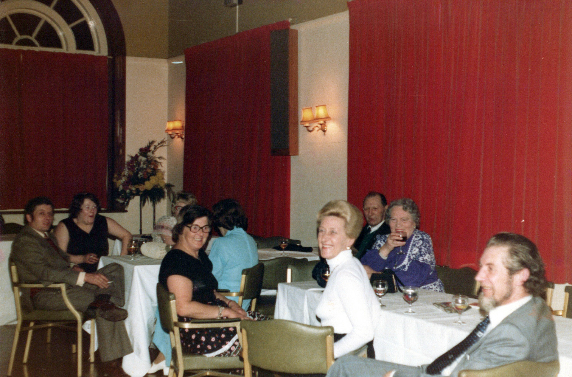 1980's Minsterley Bowling Club (Courtesy Joe Lyons)