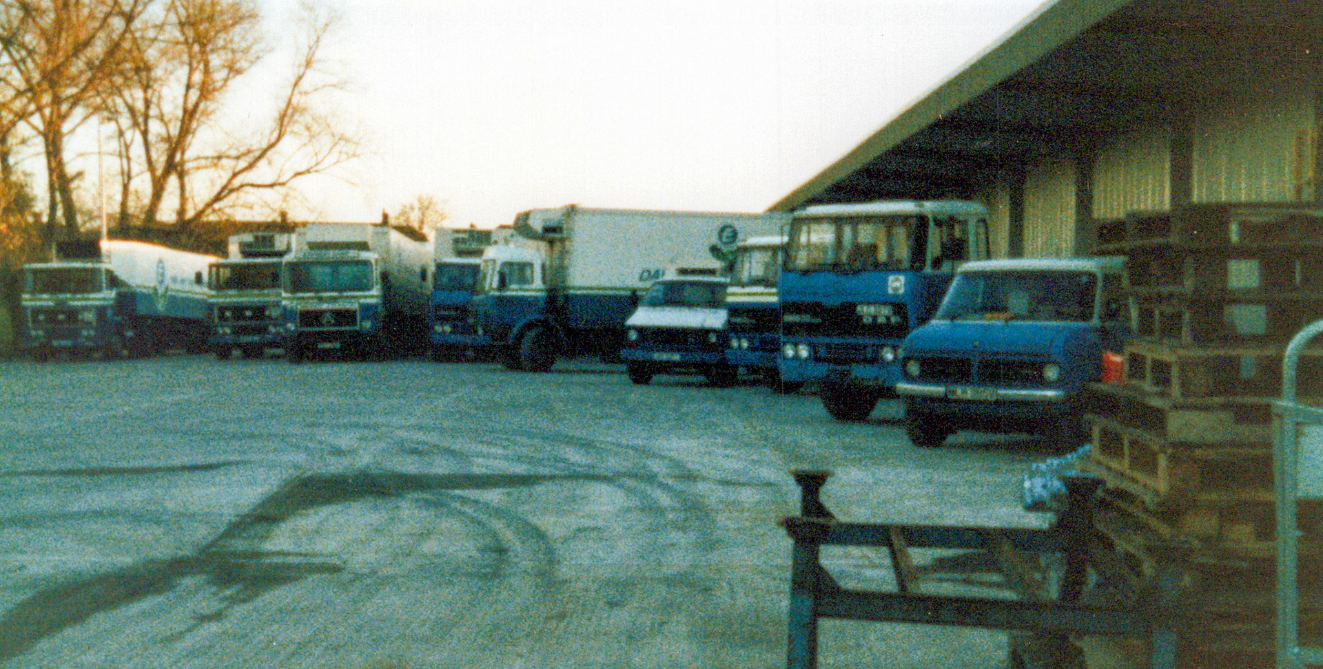 1984?  Assortment of vehicles lined up on the lorry park at South Morden dairy (Courtesy Dave Fane)