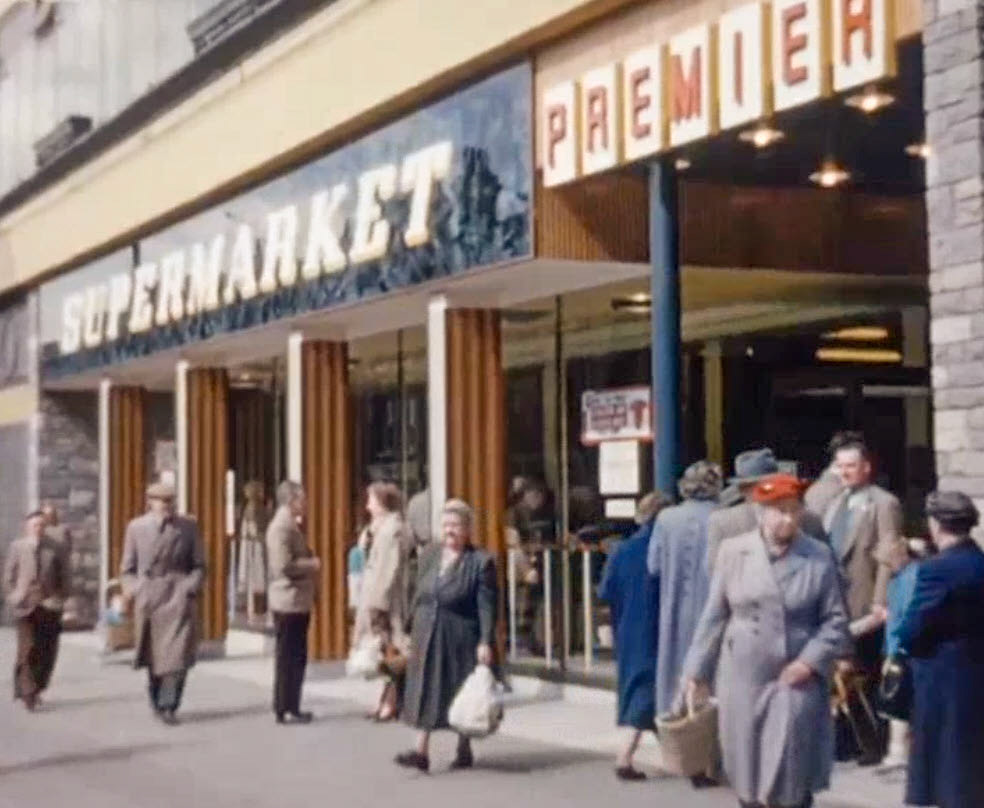 1957 Premier Supermarket Streatham. ‘Time for Leisure’ film (Yorkshire Film Archive)