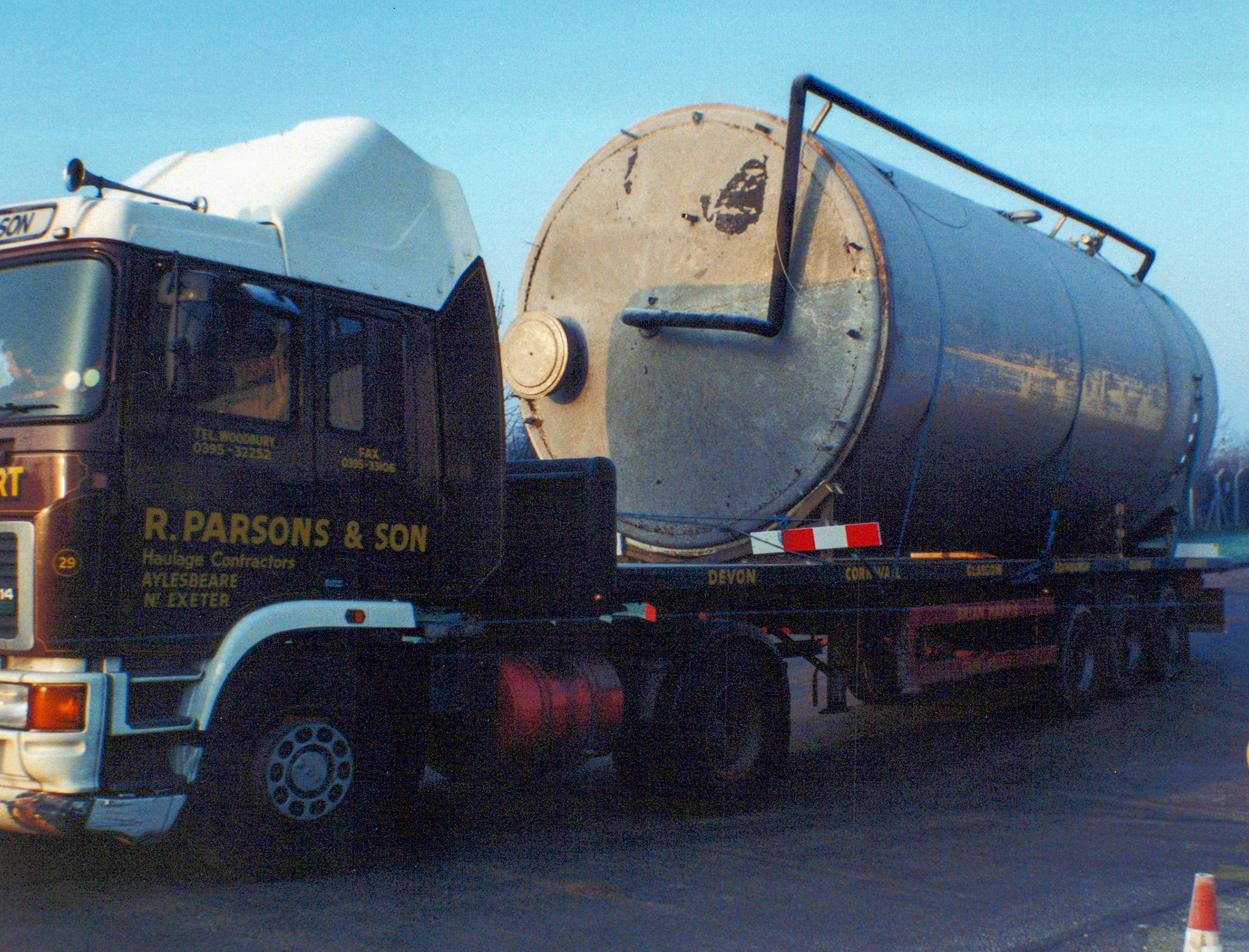 1992 Plant dismantling in progress. John Sanford comments "Ace pictures. But sad times. Brilliant one of Harold Parsons transport. Did some of the kit go to Crediton /North Tawton. Thanks for sharing" (Courtesy Bill Wilson)