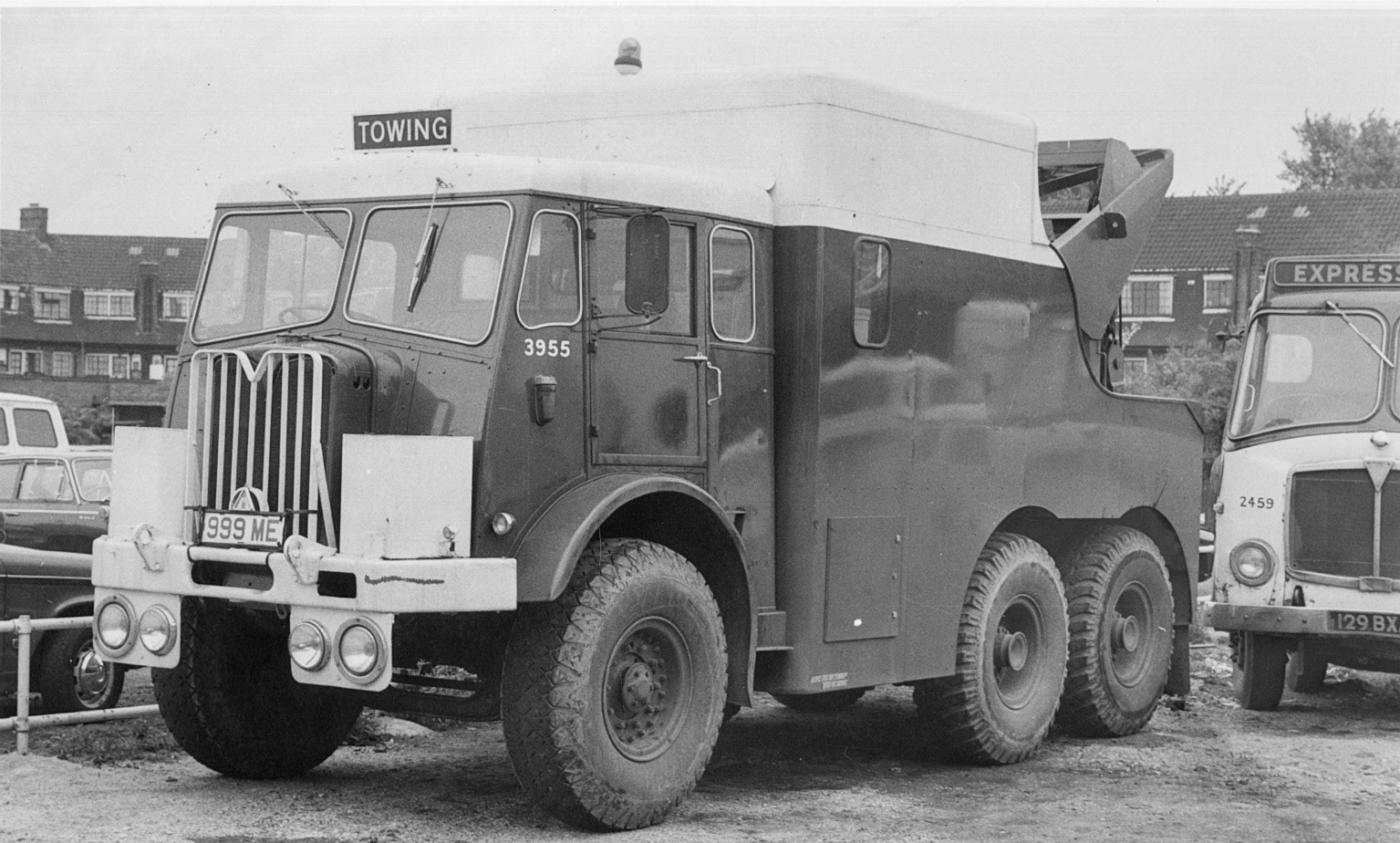 1960s Breakdown truck 999 ME, Co: 3955, with tanker 129 BX?, Co: 2459 behind. (Courtesy Paul Luke)