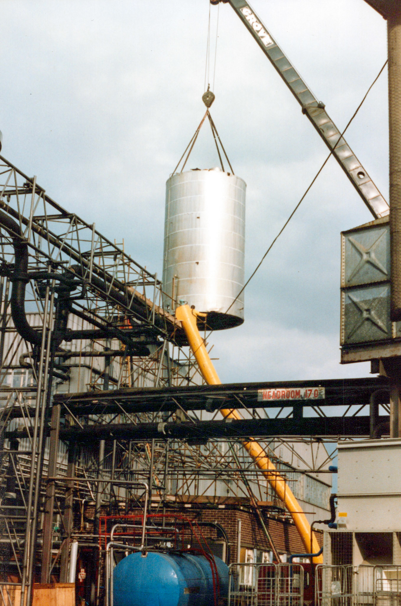 1980's Appleby Spray Drier Installation. (Courtesy David Atkinson)