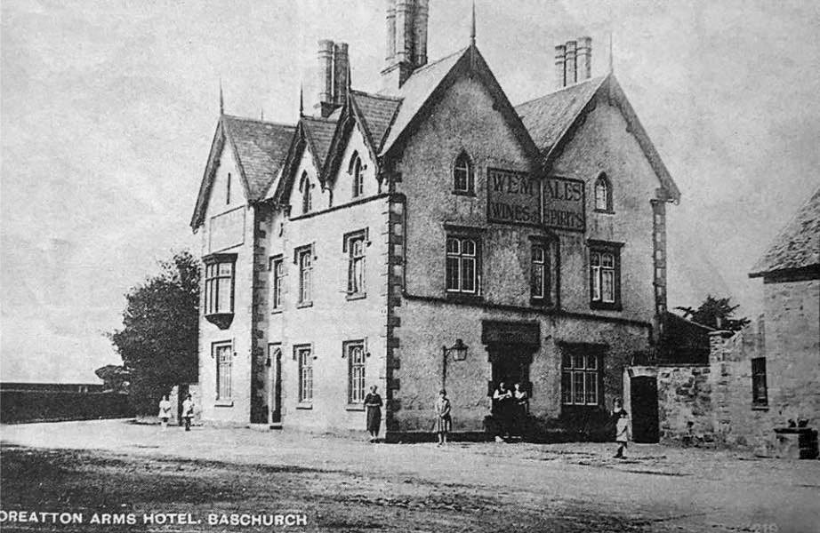 1920's Boreatton Arms Hotel, Baschurch-meeting place for Ruyton Co-operative Dairies. (Courtesy Lin Keska)