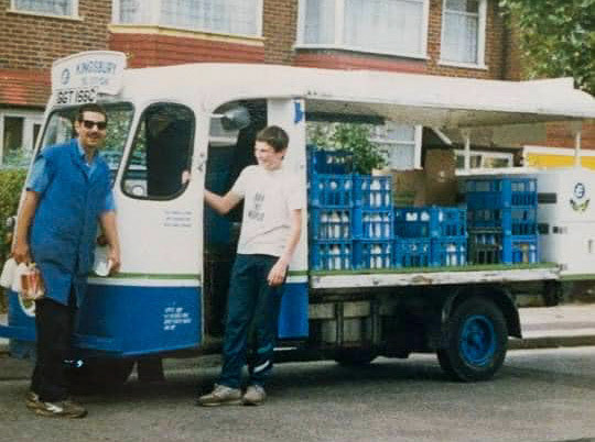 1970's Kingsbury GGT 166C (1965 Reg). Ossy Tossoun comments "Oh my god a milk boy!!! Get arrested for that these days" (Courtesy Ossy Tossoun)