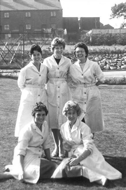 1950's? Female staff at Chesterfield Dairy. Steve Wells comments "My mum Kathleen Wells standing on the left." (Courtesy John Cuttriss)