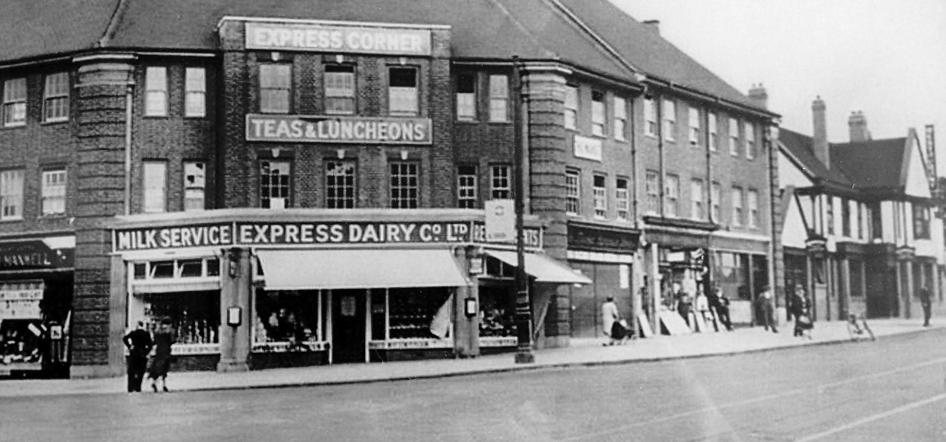 1950's Burnt Oak Shop (Courtesy Michael Aldread)