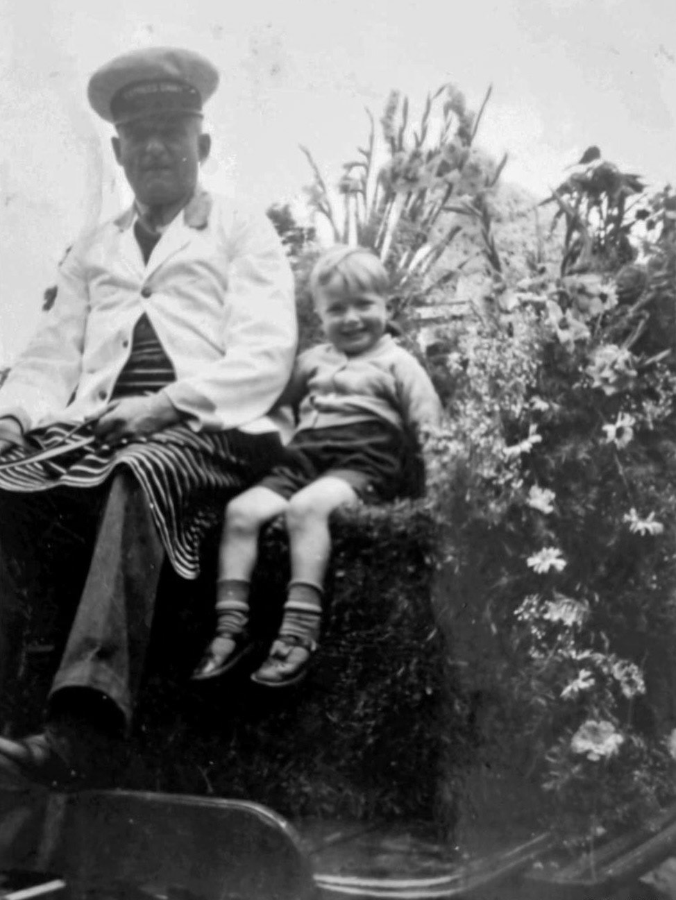 1950's Frith Manor Farm-Trevor Brown with his uncle Bert Scott (Courtesy Alex Harvey)