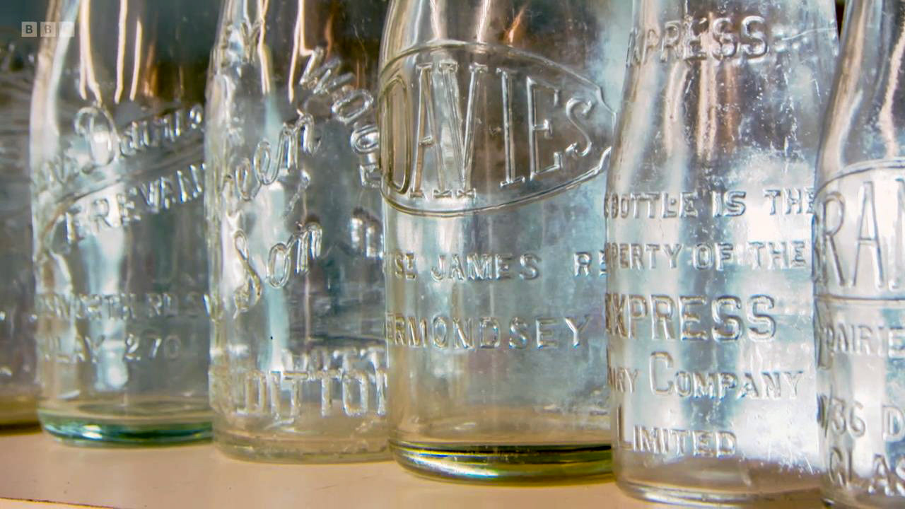 Steve Wheeler's Milk Bottle Museum