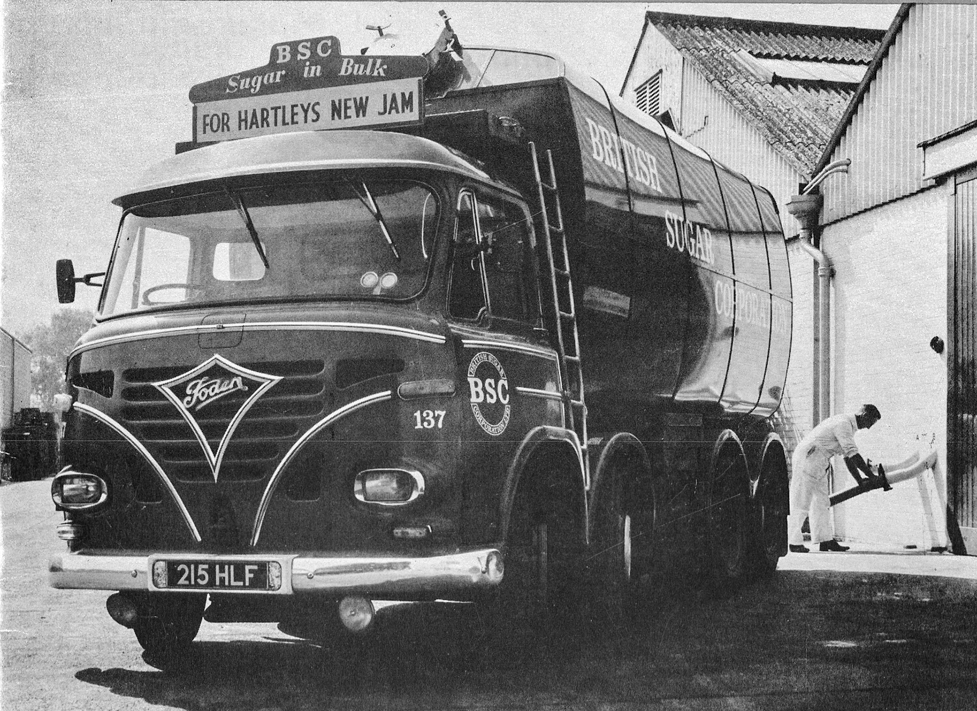1968 British Sugar Foden 215 HLF, Co: 137 delivering to Hartley's Jams, which Schweppes already owned when they purchased Goldhanger. (Marble Archer Magazine, Autumn)