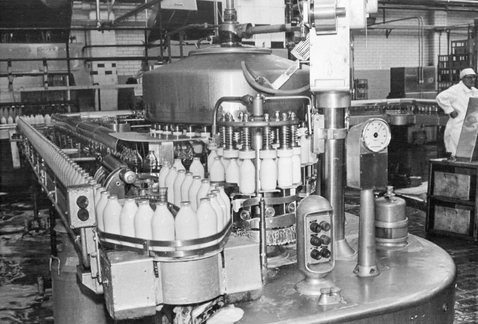 1982 Bromley Processing Dairy, in Farwig Lane. (Courtesy Paul Smith)