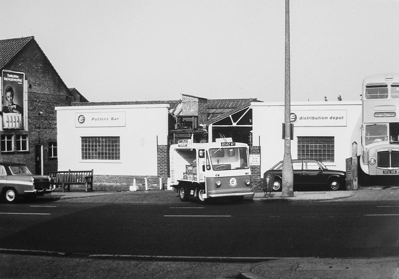 1970's Potters Bar Depot, Barnet Road. (Courtesy Neal Cramphorn)