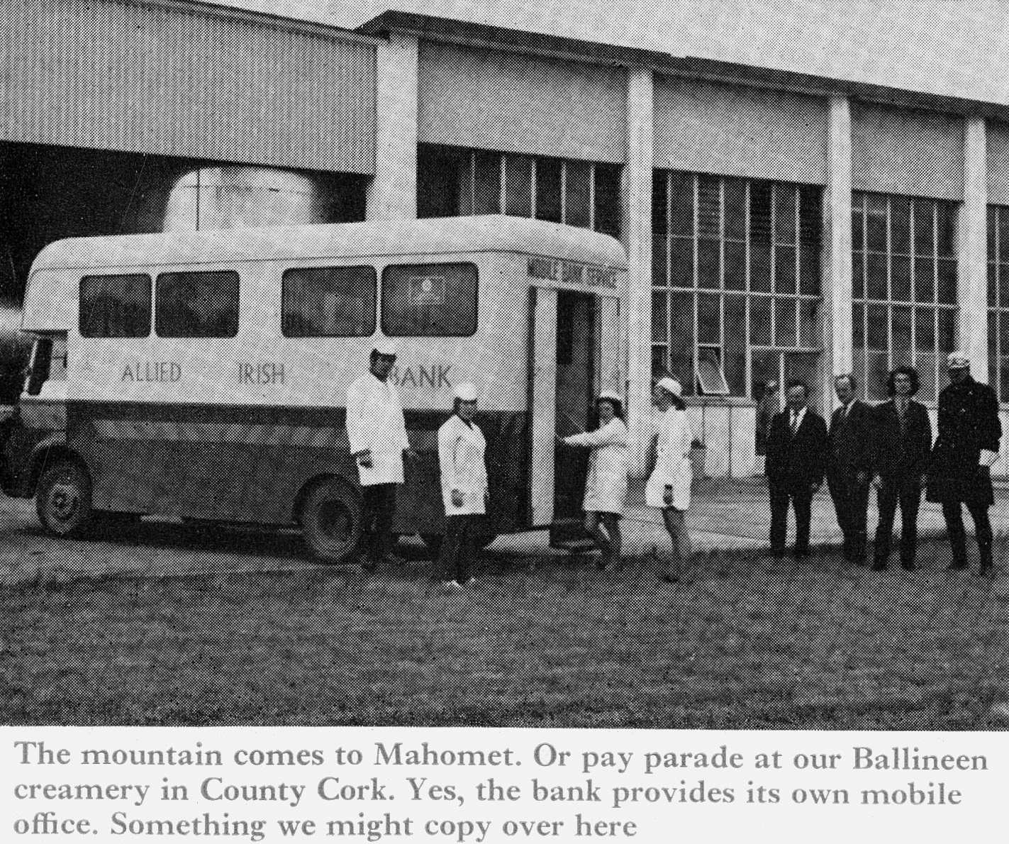 1972 Mobile banking at Ballineen Creamery. (Express News Autumn)