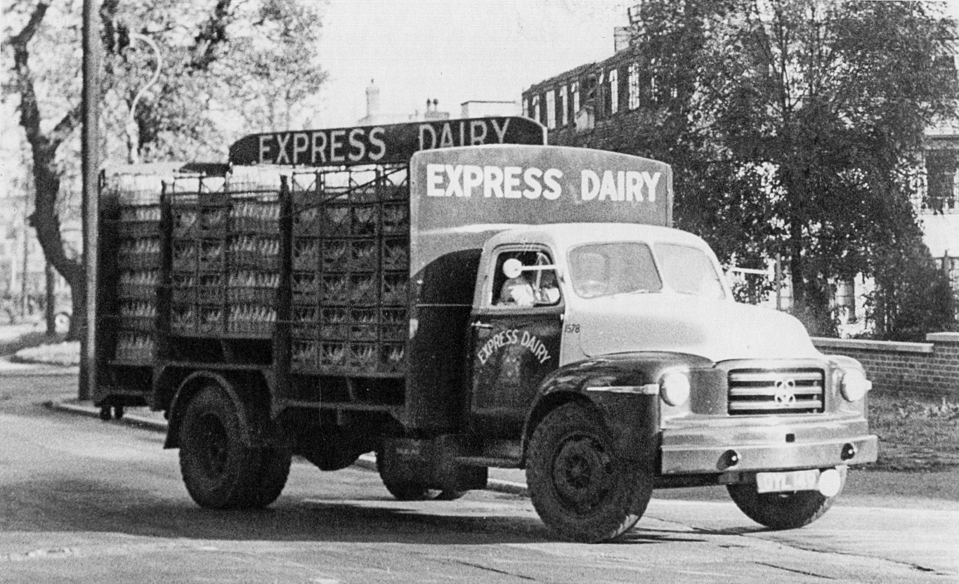 1950s Rigid Truck at South Morden, Co: 1578. (Courtesy Paul Luke)