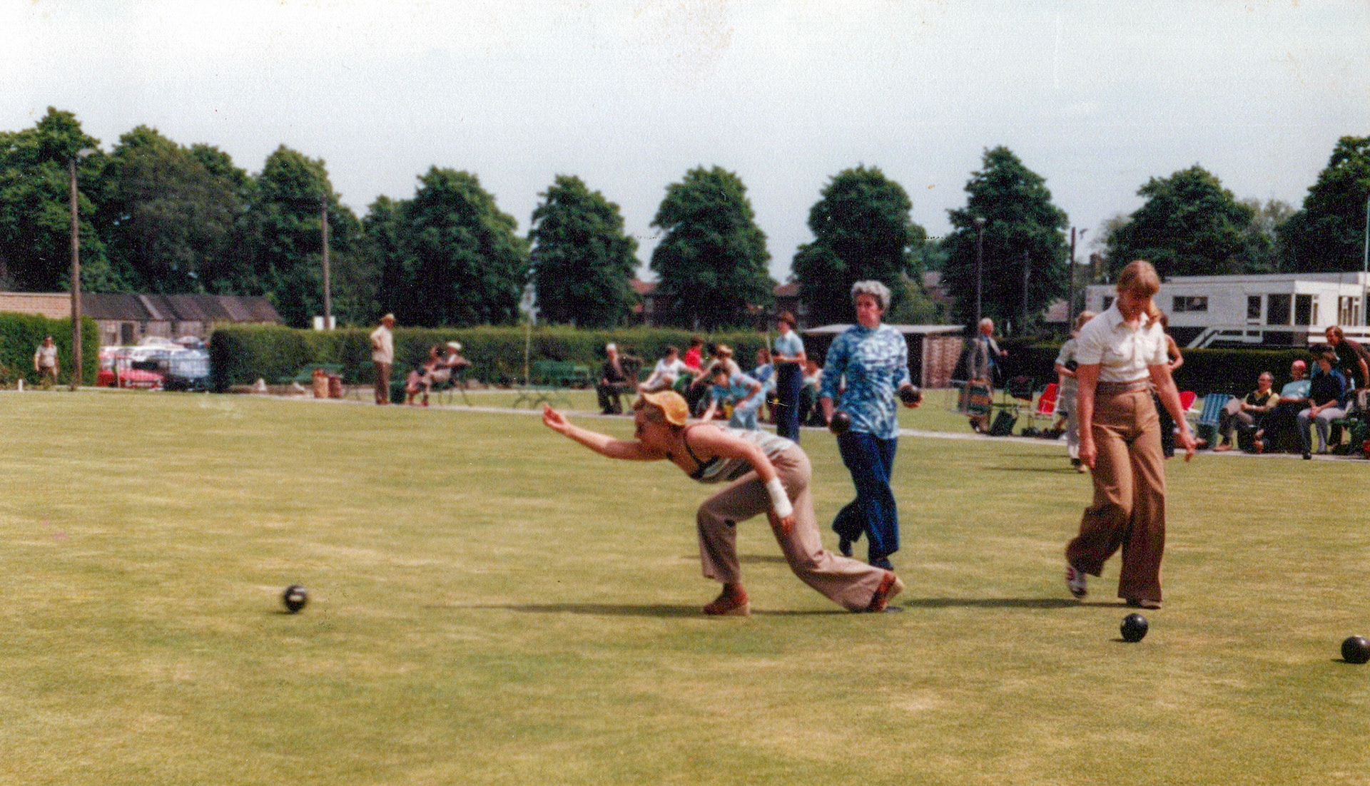 1980's Minsterley Bowling Club (Courtesy Joe Lyons)