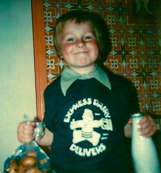 1977/8 Stevenage. Bob Sharman remembers "I was working in the servery when the first edition of an Express magazine was launched. I was asked by Head Office to be part of the photo shoot, which included my lads (who are now in their 50’s). Note the Corona crates in the corner, after we had taken over Corona soft drinks deliveries." (Courtesy Bob Sharman)