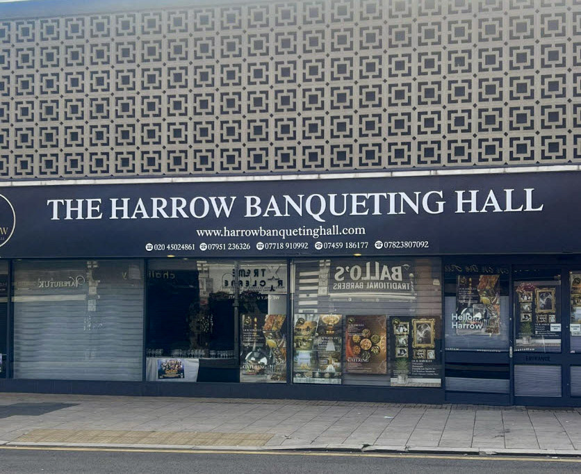 2024 Mark Amies comments "The former Premier supermarket at 368 Station Road, Harrow (previously an Iceland, closed in 2023) was converted into a Banqueting hall in 2024. What is interesting is the ghost of the Premier Supermarkets sign, obviously covered over when it transitioned to Mac Fisheries, then International Stores, Gateway, Somerfield, and Iceland." (Courtesy Mark Amies)