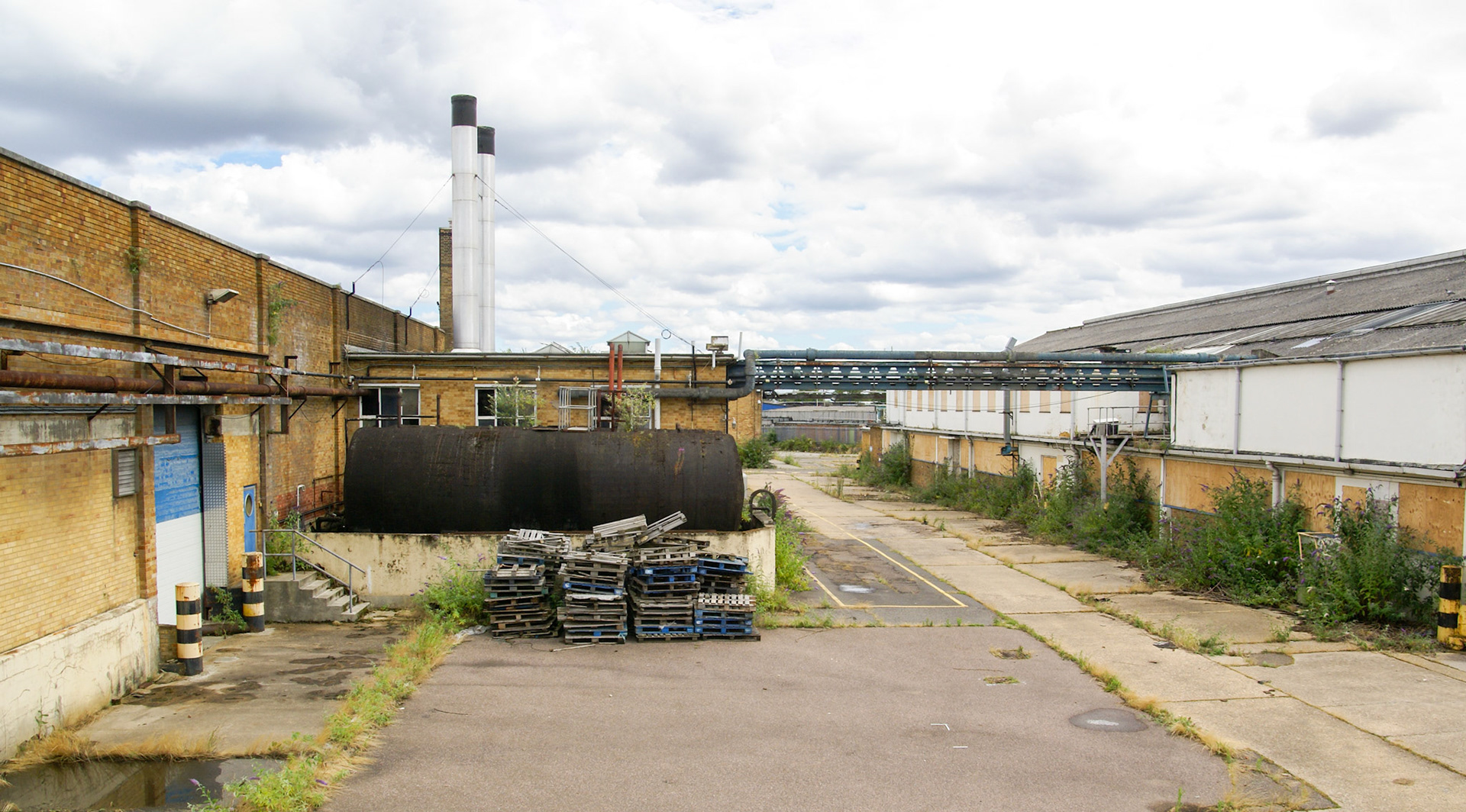 2009 South Ruislip site after purchase by Arla and closure