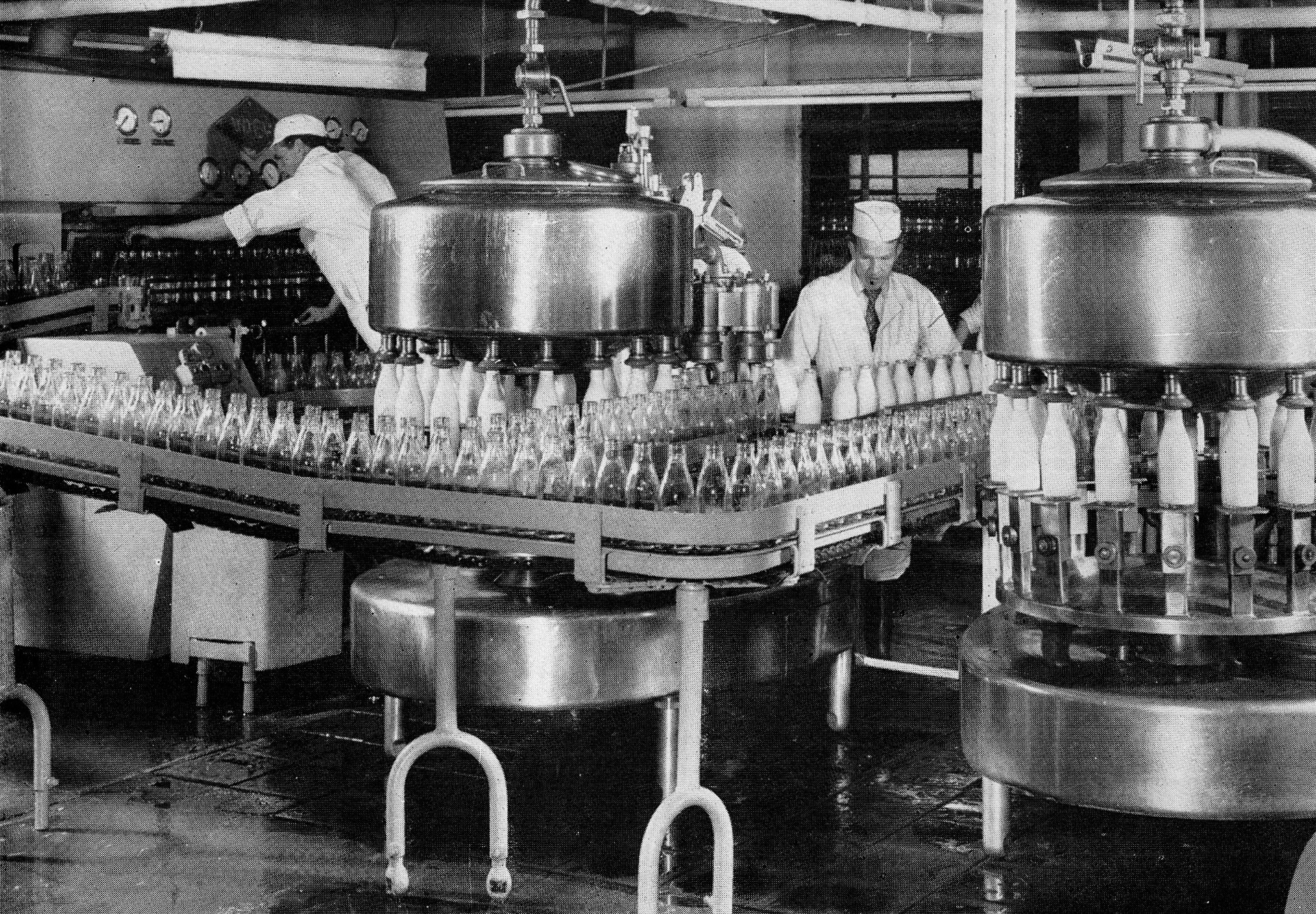 1962 Wirral Milk Supplies bottling line.