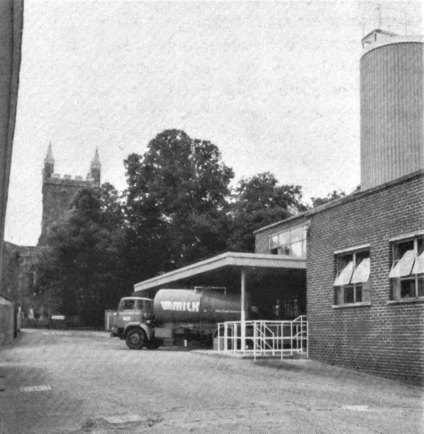 1980's Express Dairy, Crediton in the mid 80’s (Courtesy Leslie Cheriton) Tony Hearn comments "That lorry is still there waiting for sample to pass before tipping!"