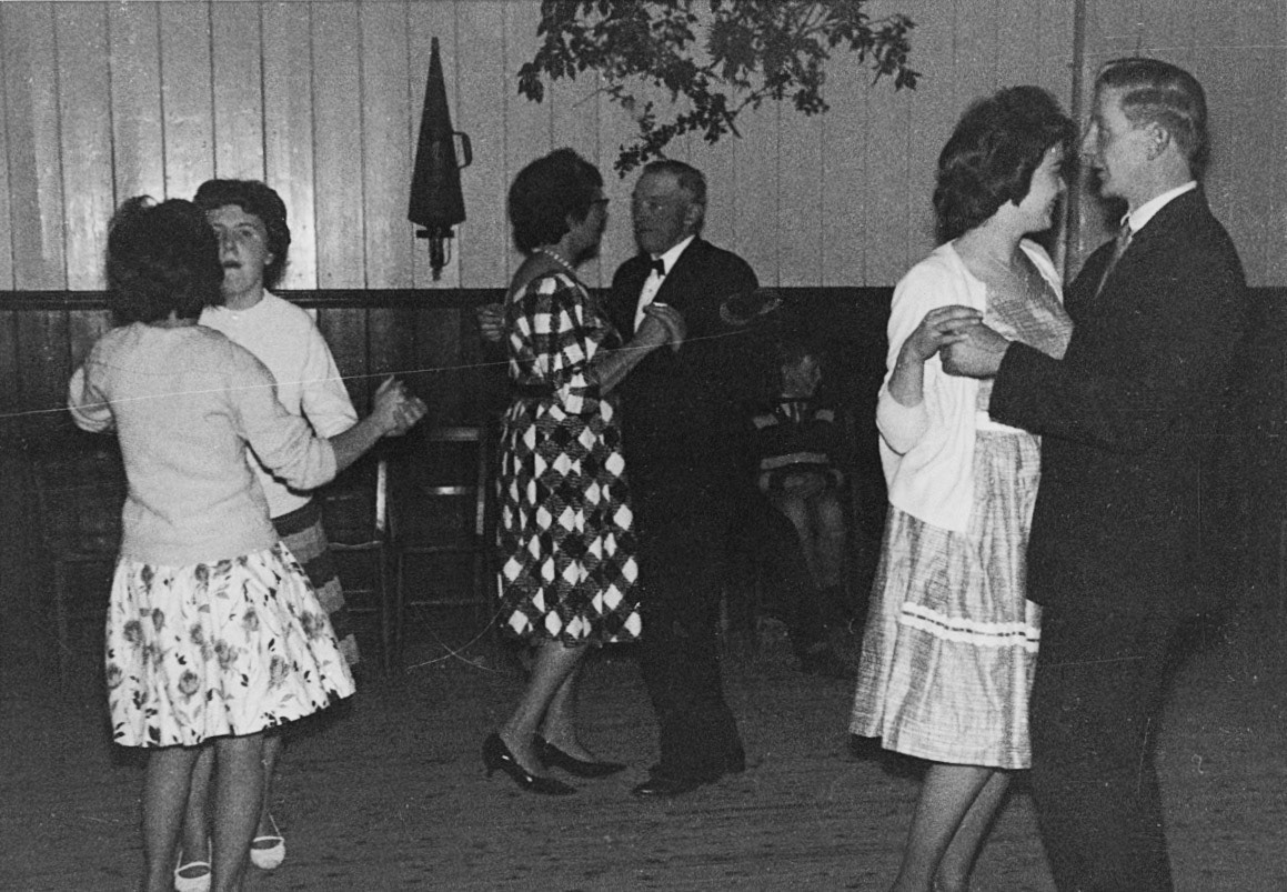 (Joe Lyons Collection)