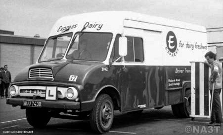 1970 Ford Thames Trader II, Training, Hayes. (Courtesy NA3T/ Michael Aldread)