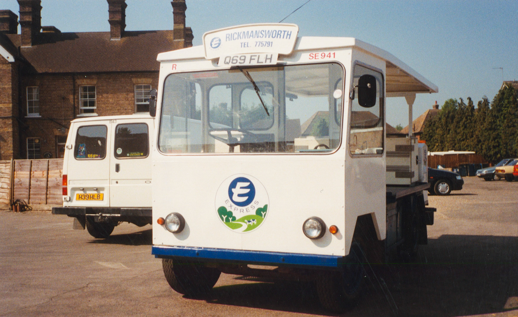 Rickmansworth float Q69 FLH. (Courtesy Paul Luke)