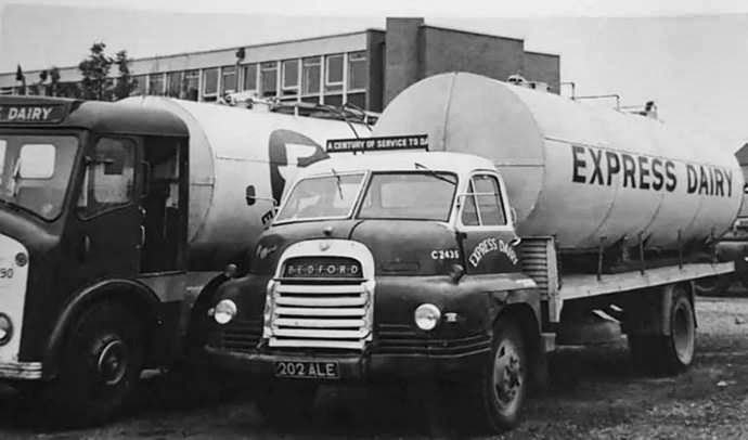 1960's Bedford Express Tanker 202 ALE Co C2436 (Courtesy Richard Gaylard)