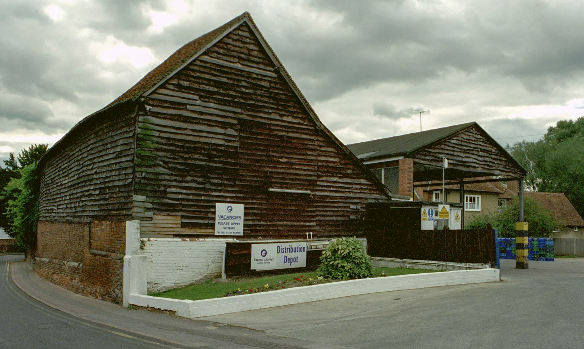 2001 Entrance to St Albans Depot, Branch Road, AL3 4ST. (Historic England Archive, © Mr David Fletcher)
