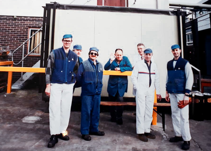 Tarvin. Dave Webster, Kevin Whalley and John Glaister suggest "Owen Sheen, Tony Ankers, Mark Booth, Simon Milton, Phil Adams, Colin Woodward". Sharon Barlow comments "It's lovely to see old pics from the dairy especially when my dad's on them (Tony Ankers)❤" (Courtesy John Glaister, Old Tarvin FB Group)