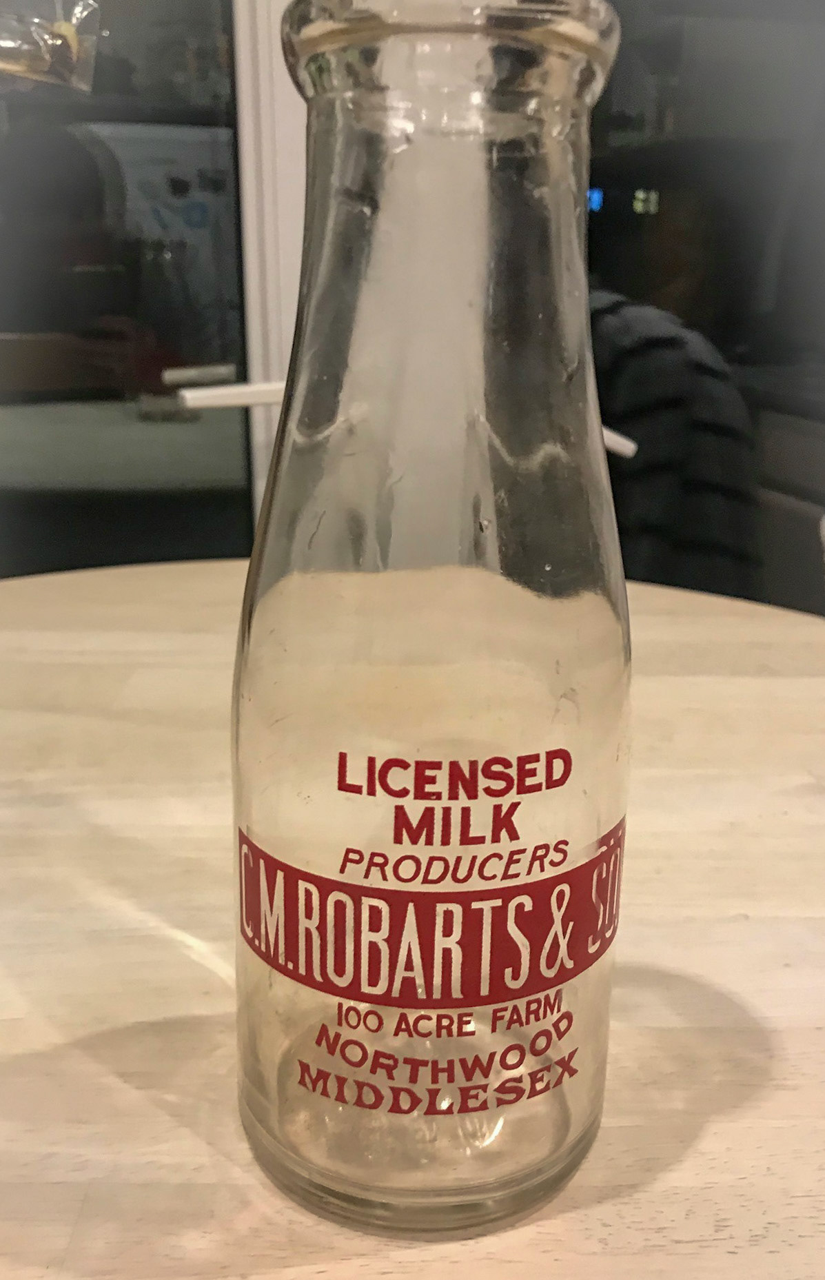 1900's C M Robarts enamelled bottle from 100 Acre Farm, Northwood. (Courtesy Richard Gaylard)