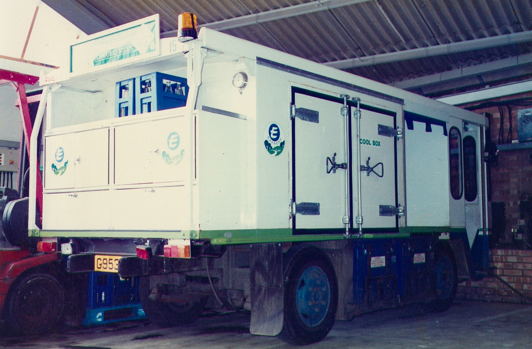 1989 Reg Hillingdon refrigerated float G954 LA? (Courtesy Paul Luke)