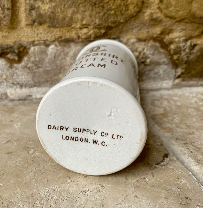 1890 Victorian Devonshire clotted cream pot, made by the Dairy Supply Company. Height, 11.5cm, Diameter, 6.3cm (Courtesy jfrancesantiques.co.uk)