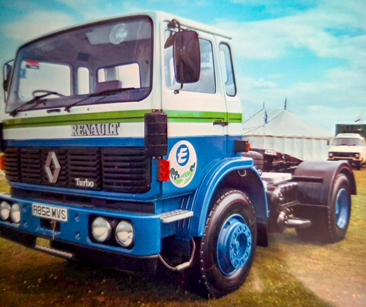 1983 reg Renault G260 tractor unit A852 MVS. Tony Woodward comments "Tarvin Dairy had these and we had several issues with the brakes, engineers came over from France to TRY and fix them." Colin Kirkham adds "We had one or two at Minsterley, from Salford Van Hire-piles of junk." Billy Weir added "We got one from Tarvin in Aintree, and no one would use it!." (Courtesy Nick Seviour, eBay purchase)