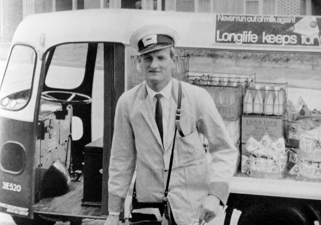 Chris Austen identifies John Beard. Allan Dawes comments "Was my first manager - the day when management came up through the ranks."