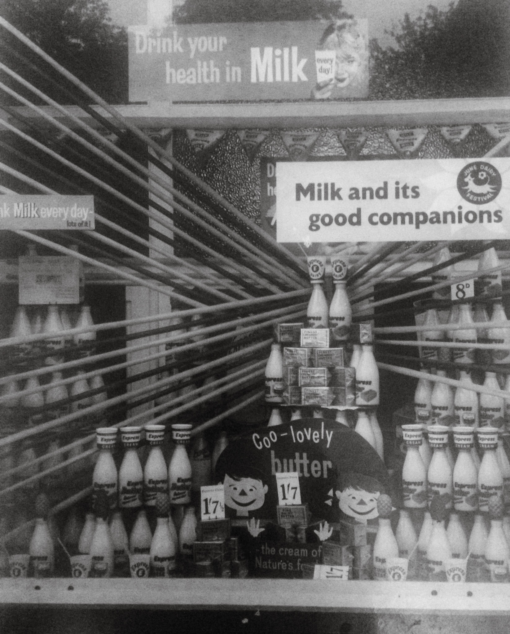 1950's? Express Shop window display (Courtesy Paul Luke)