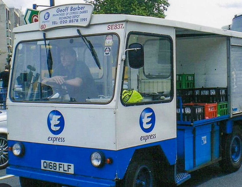 Richmond Float, driver is not Geoff Barber but identified as Paul Willis by Paul Lelliot (Courtesy Paul Simm)